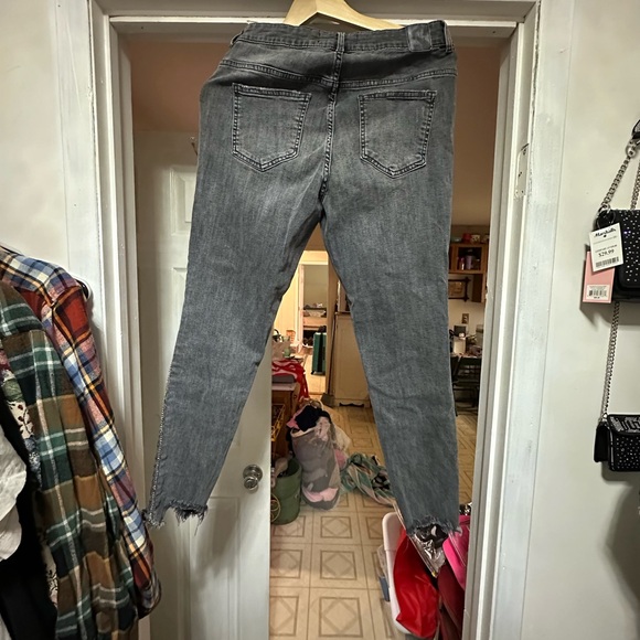 Zara Charcoal Distressed Ankle Jeans - Picture 4 of 6